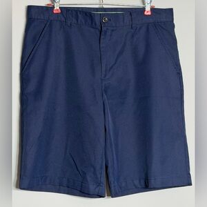 Izod Men's Classic Navy Flat-Front Shorts Size 34